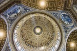 Coupole de la Basilique St Pierre, Vatican. Photographie par Jean-Christophe Benoist.
